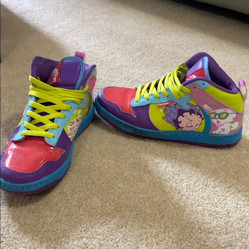 Betty Boop high top sneakers